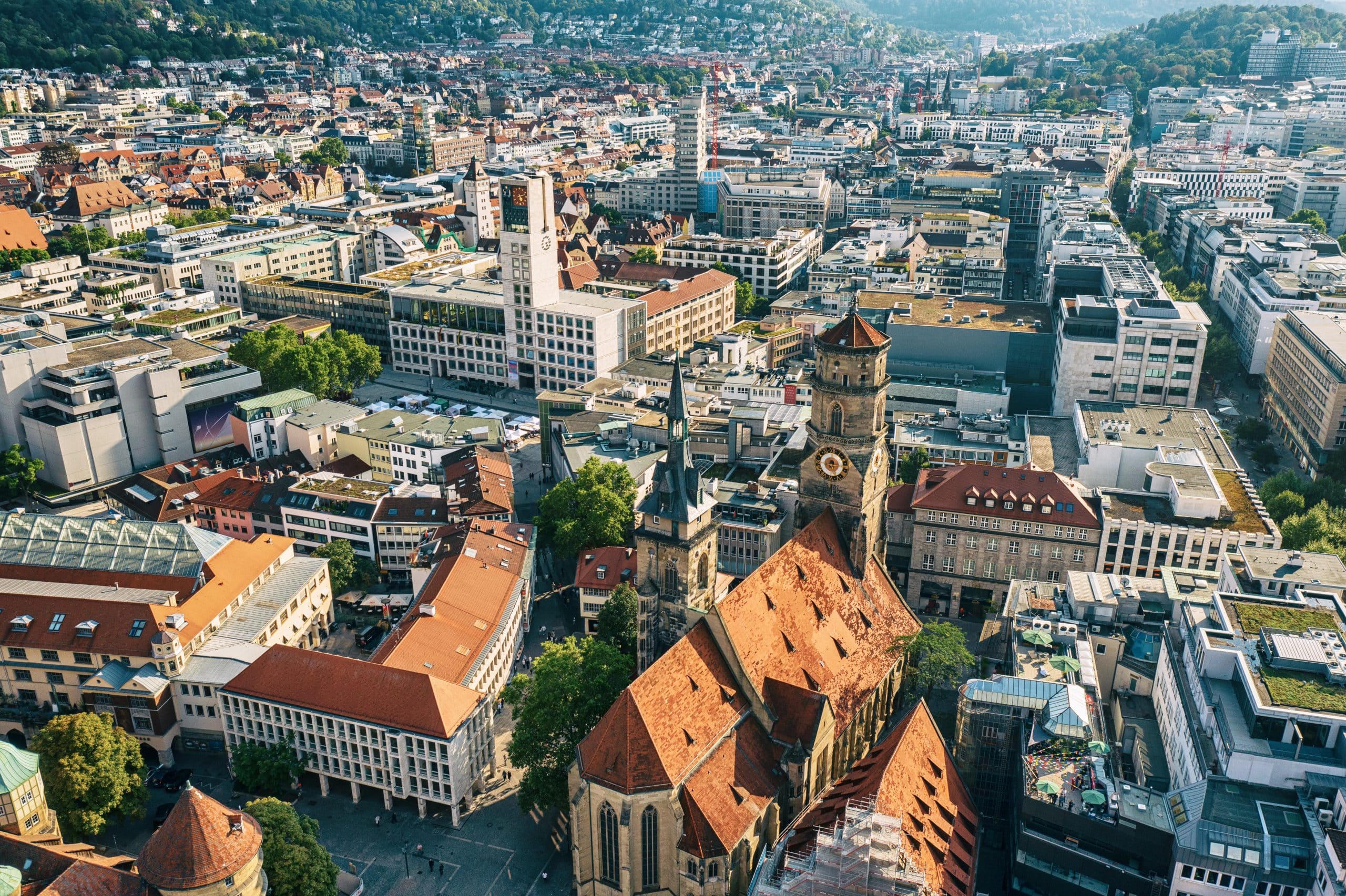 Immobilienmakler Ostfildern - Aufnahme von Stuttgart und der Kirche