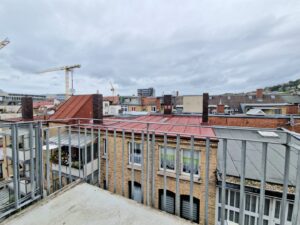 kleiner Balkon unten