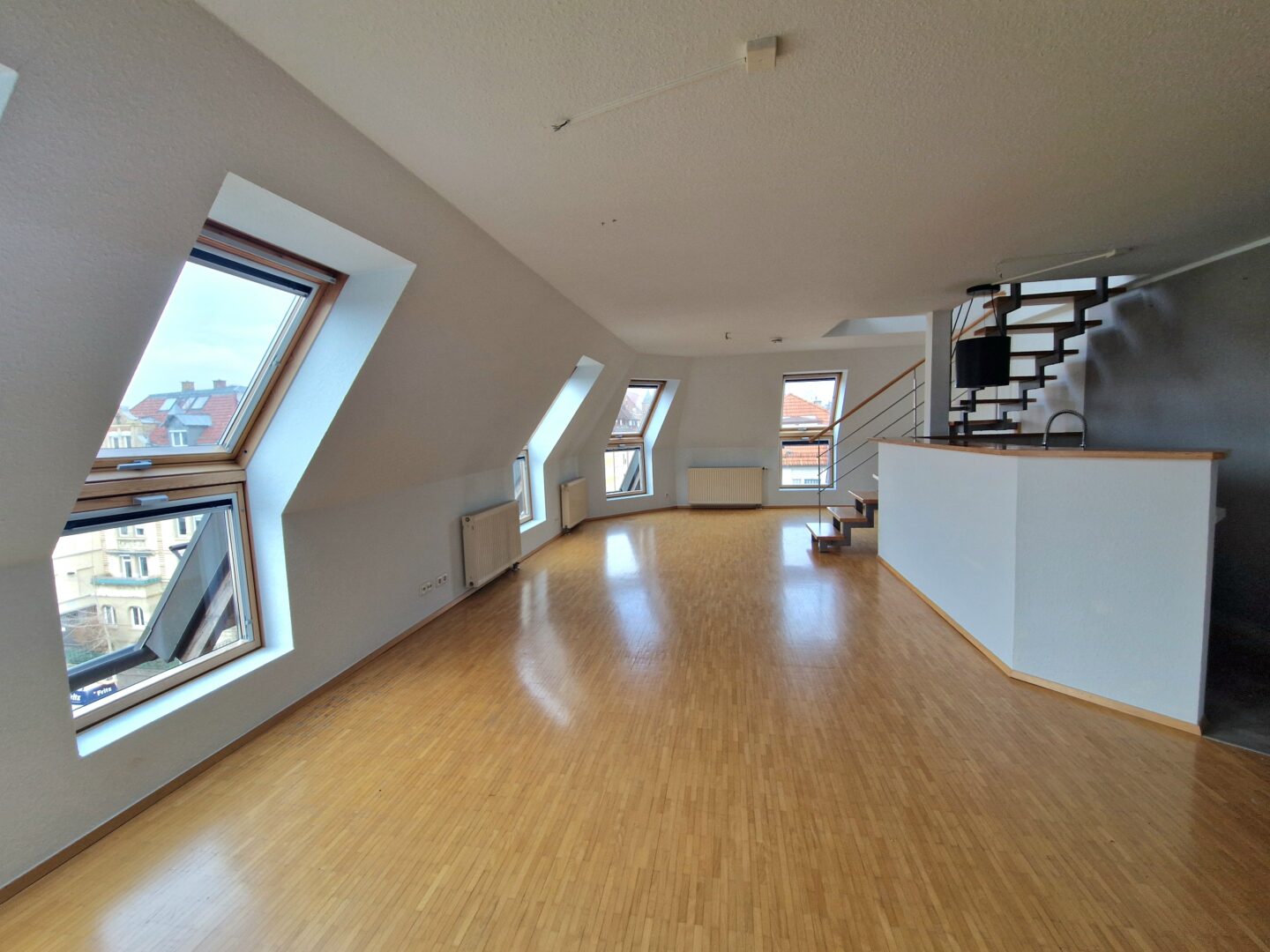 Wohn- Küchen und Essbereich