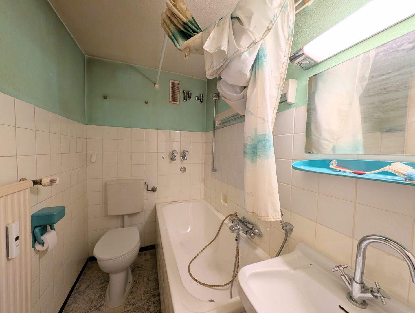 Badezimmer Ist-Zustand