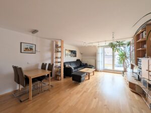 Wohn- und Esszimmer